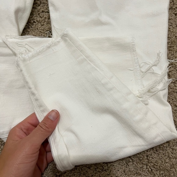 Spanx Distressed Skinny Jeans White Size Medium Style 20229 Stretch Pull On - Picture 14 of 15